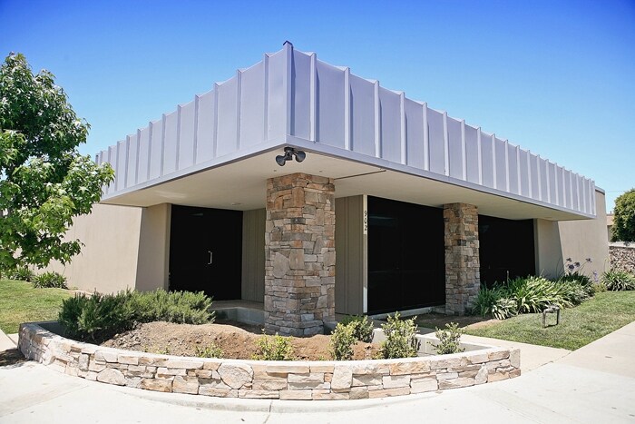 More Photos Of 902 W 18th St, Costa Mesa Warehouse For Lease