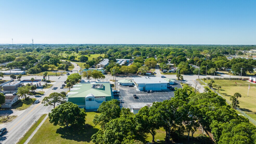 More Photos Of 1615 14th Ave, Vero Beach Medical For Sale