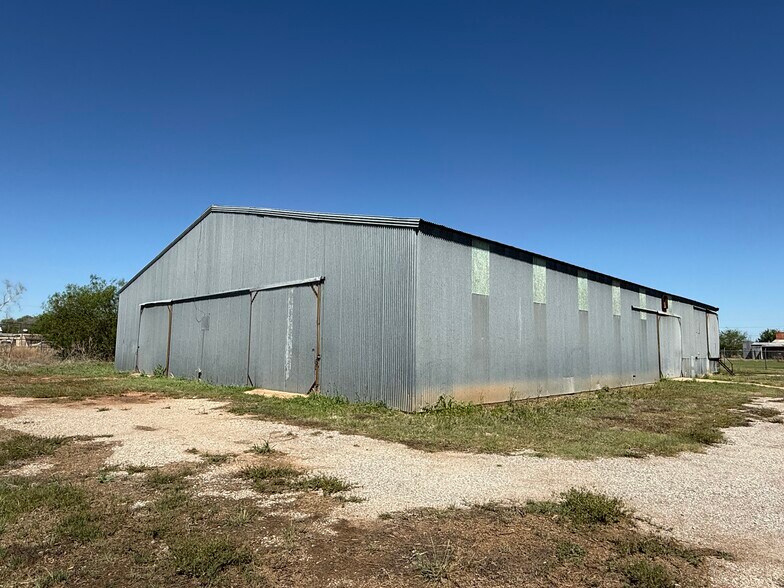 More Photos Of 3224 Industrial Dr, Wichita Falls Manufacturing For Lease