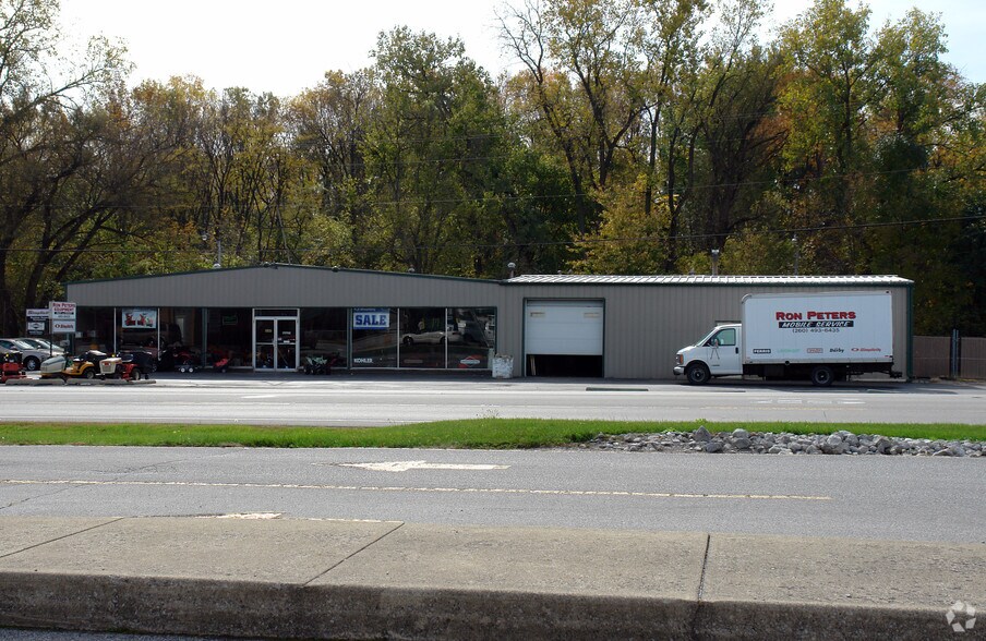 More Photos Of 217 In-930, New Haven Freestanding For Sale