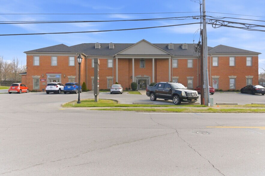 More Photos Of 1313 Lyndon Ln, Louisville Office For Sale