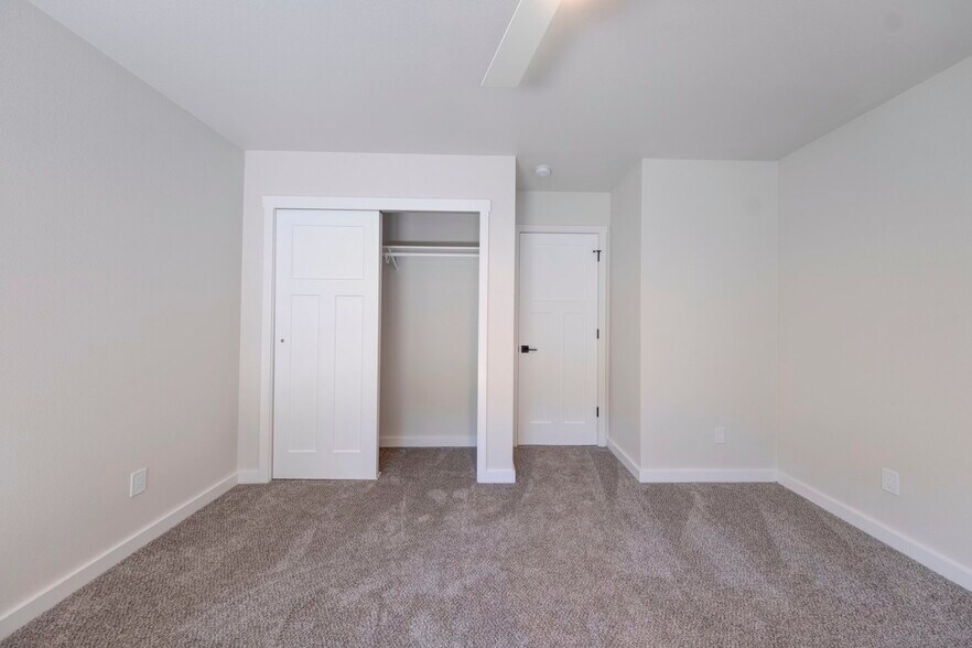 More Photos Of 744 E Loucks St, Sheridan Apartments For Sale