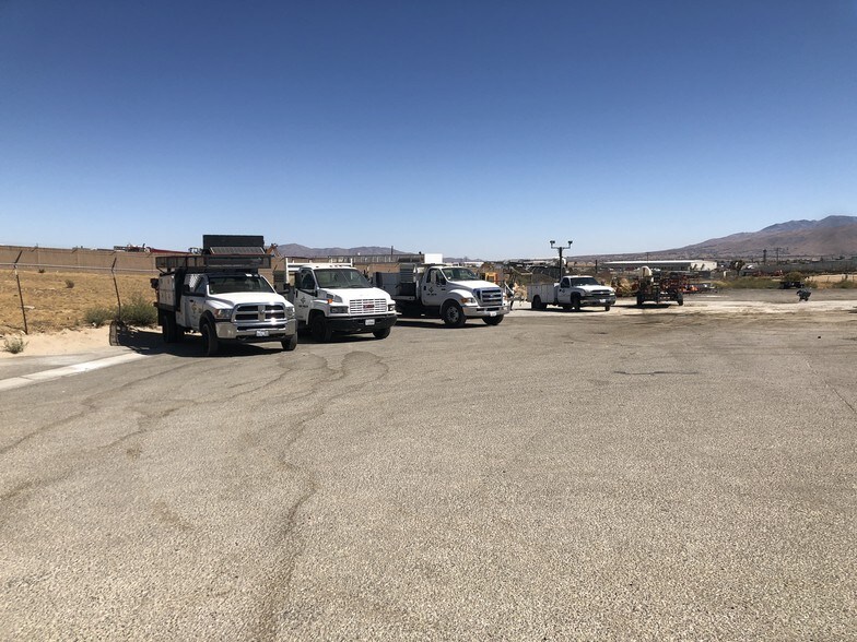 More Photos Of 17105 Darwin Ave, Hesperia Contractor Storage Yard For Lease