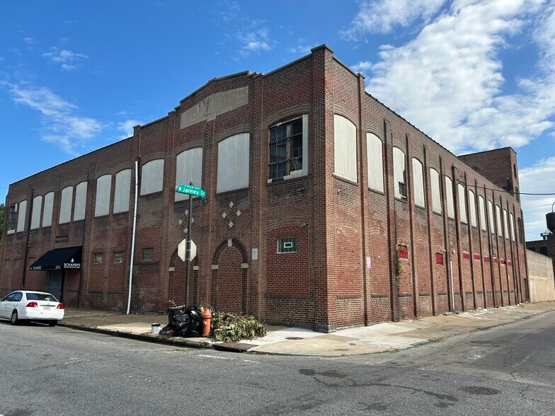 More Photos Of 2221 E Clearfield St, Philadelphia Warehouse For Lease