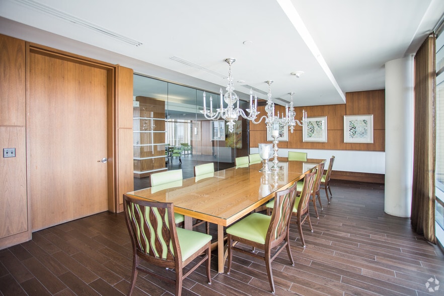 More Photos Of 8710 Cameron St, Silver Spring Apartments For Lease