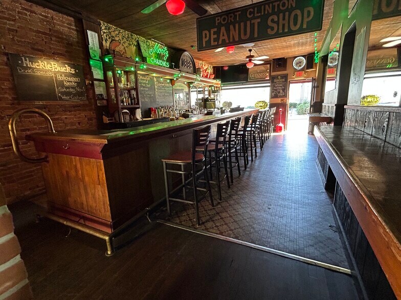 More Photos Of 114 E Norwegian St, Pottsville Storefront Retail Residential For Sale