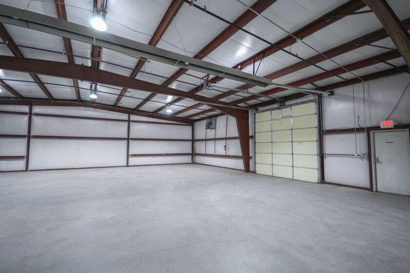 More Photos Of 1020 S Garfield Ave, Loveland Warehouse For Sale