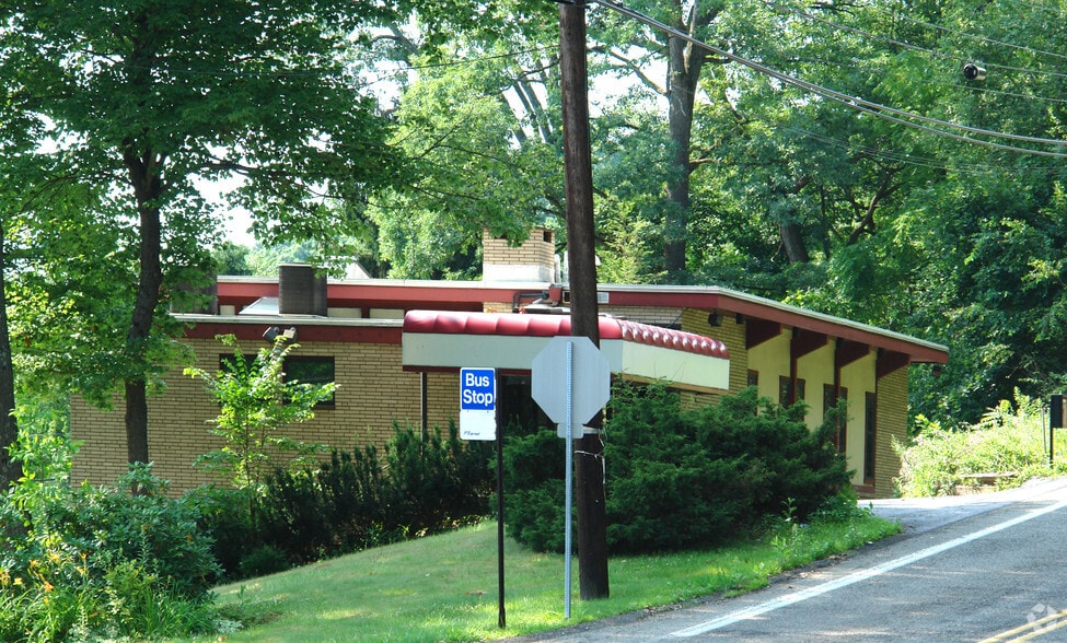 More Photos Of 3996 Mt Royal Blvd, Allison Park Medical For Sale