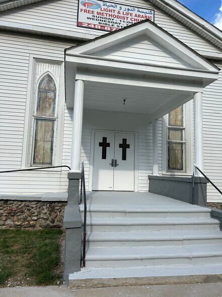 More Photos Of 45504 Cass Ave, Utica Religious Facility For Sale