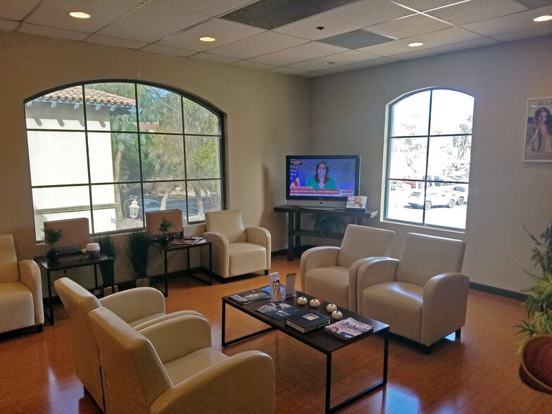 More Photos Of 4450 S Rural Rd, Tempe Office For Sale