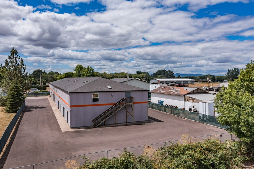 More Photos Of 33845 E 99 Hwy, Tangent Self Storage For Sale