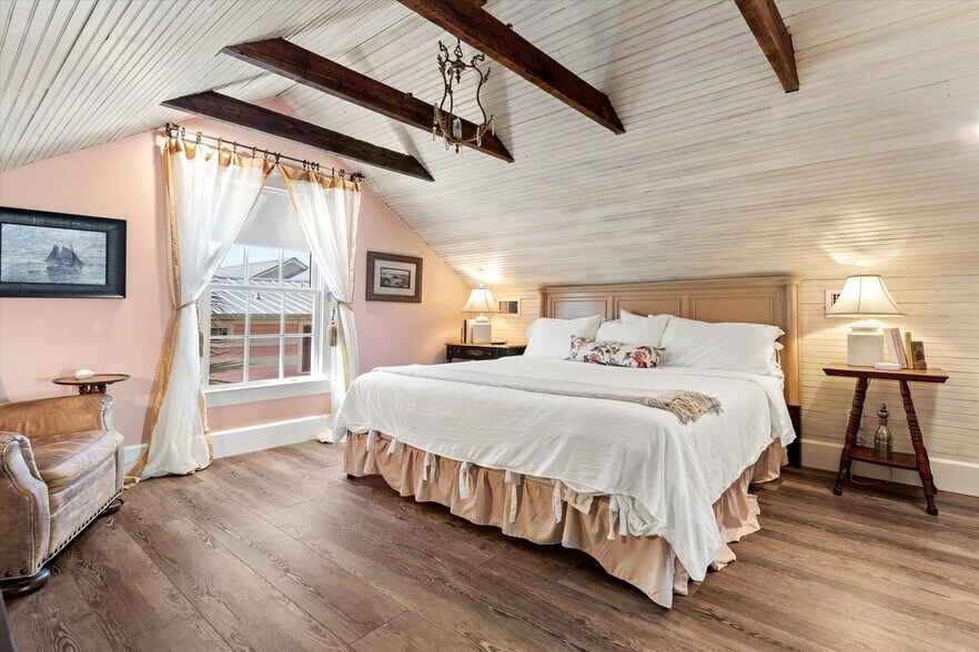 More Photos Of 16 Locust St, Saint Augustine Specialty For Sale