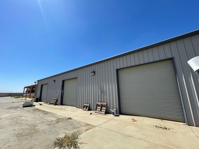 More Photos Of 13002 Zachary Ave, McFarland Specialty For Sale