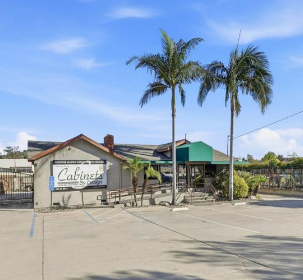 Primary Photo Of 1844 Mission Rd, Escondido Showroom For Sale