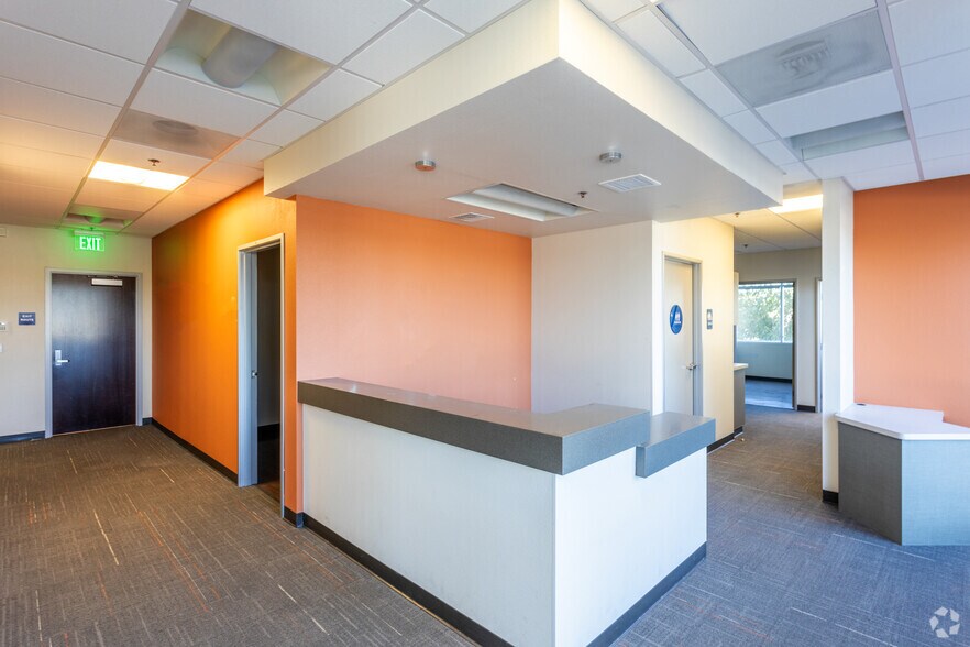 More Photos Of 488 E Valley Pky, Escondido Medical For Lease