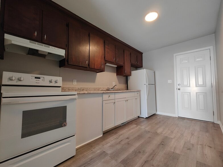 More Photos Of 520 Keen St, Rocky Mount Multifamily For Sale