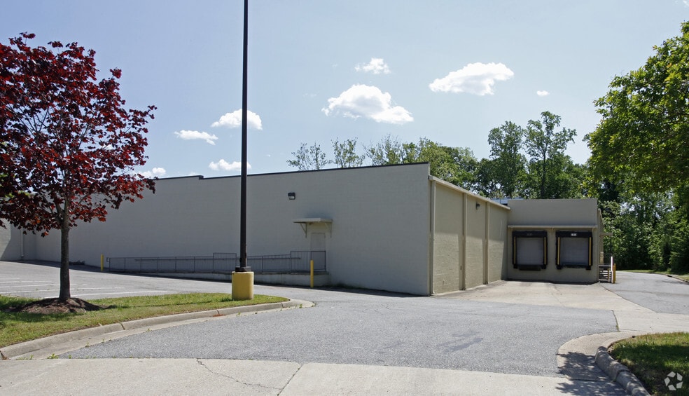 More Photos Of 4-8 Elmhurst St, Newport News Unknown For Lease