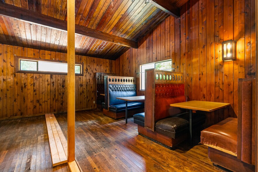 More Photos Of 7461 MT Baker Hwy, Deming Restaurant For Sale