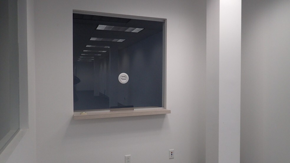 More Photos Of 75 S Main St, Phillipsburg Office For Lease