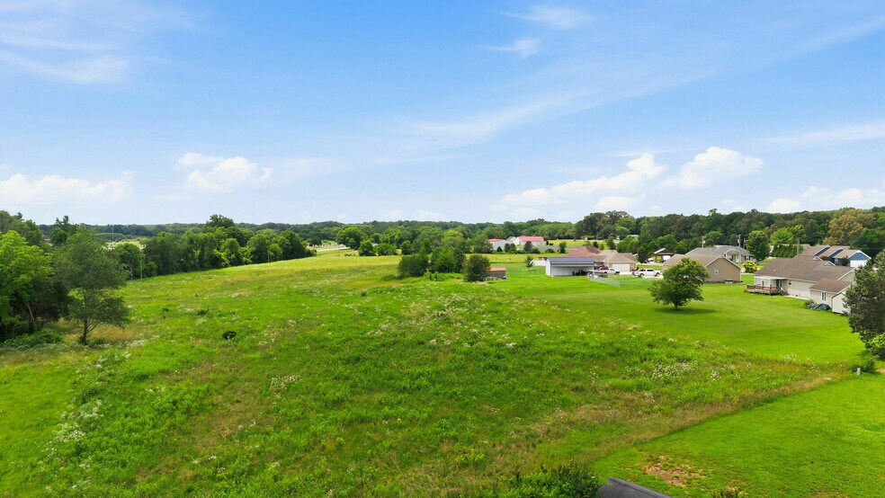 More Photos Of Old Tullahoma hwy, Tullahoma Land For Sale