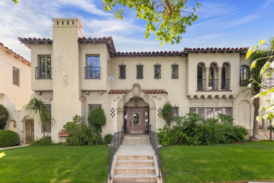 Primary Photo Of 127 S Sycamore Ave, Los Angeles Apartments For Sale