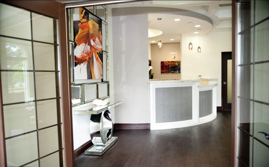 More Photos Of 915 Willow Tree Cir, Cordova Medical For Sale