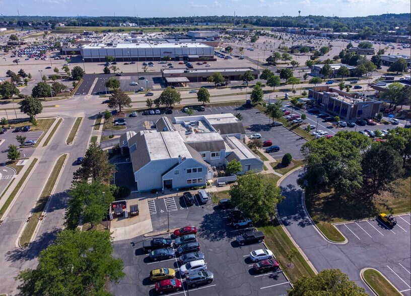More Photos Of 7102 Mineral Point Rd, Madison Healthcare For Sale