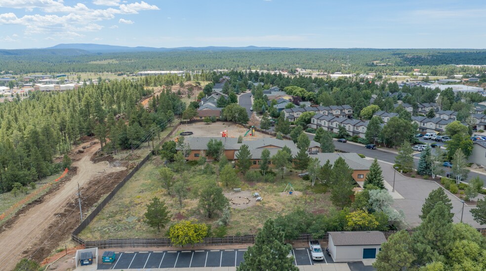 More Photos Of 850 N Locust St, Flagstaff General Retail For Sale