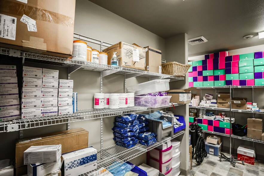 More Photos Of 368 E Riverside Dr, Saint George Medical For Sale