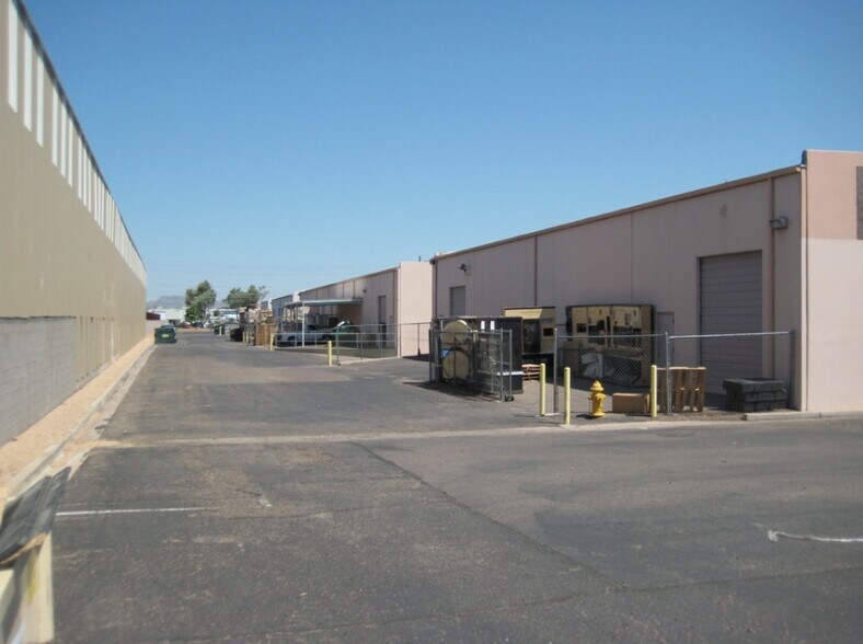 More Photos Of 4202 E Elwood St, Phoenix Warehouse For Lease