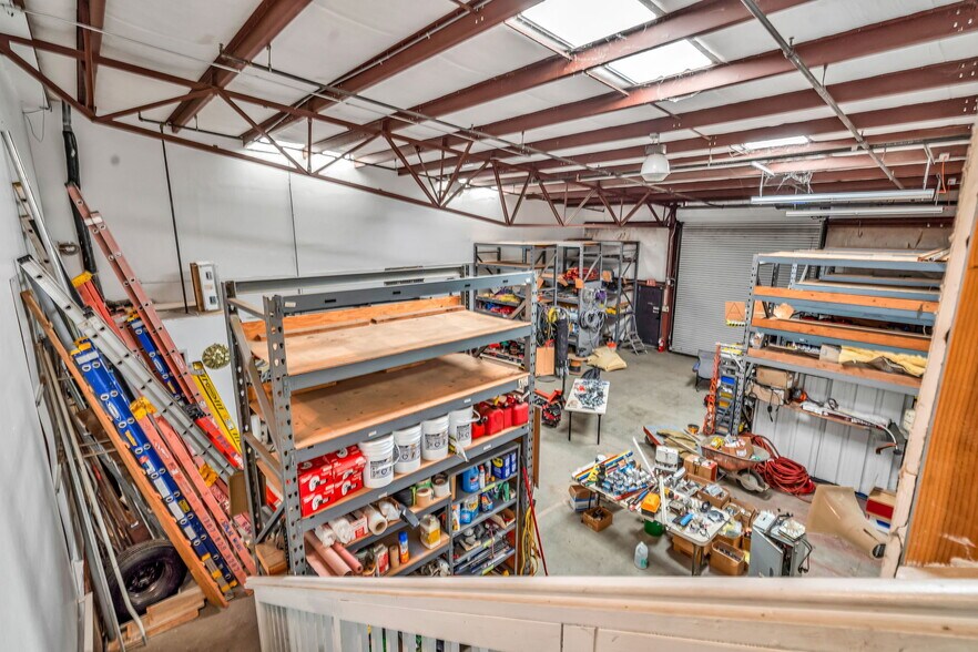 More Photos Of 390-400 Morris St, Sebastopol Warehouse For Sale