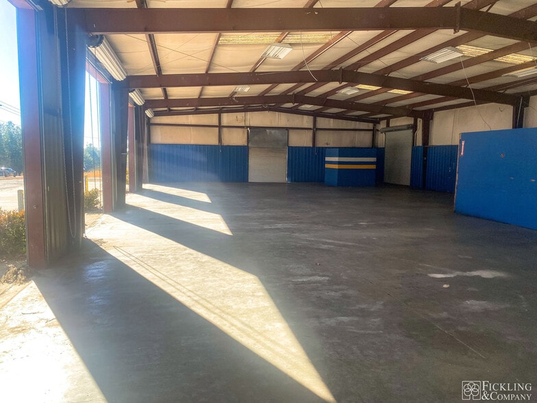 More Photos Of 3401 Ocmulgee East Blvd, Macon-Bibb Flex For Sale