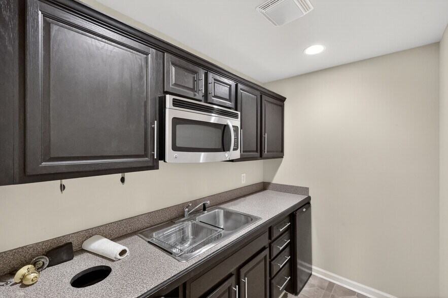 More Photos Of 1292 US 1 Byp S, Kittrell Office For Sale