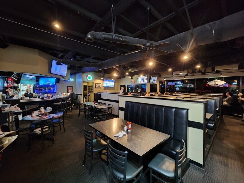 More Photos Of 6310 E 101st St, Tulsa Restaurant For Sale