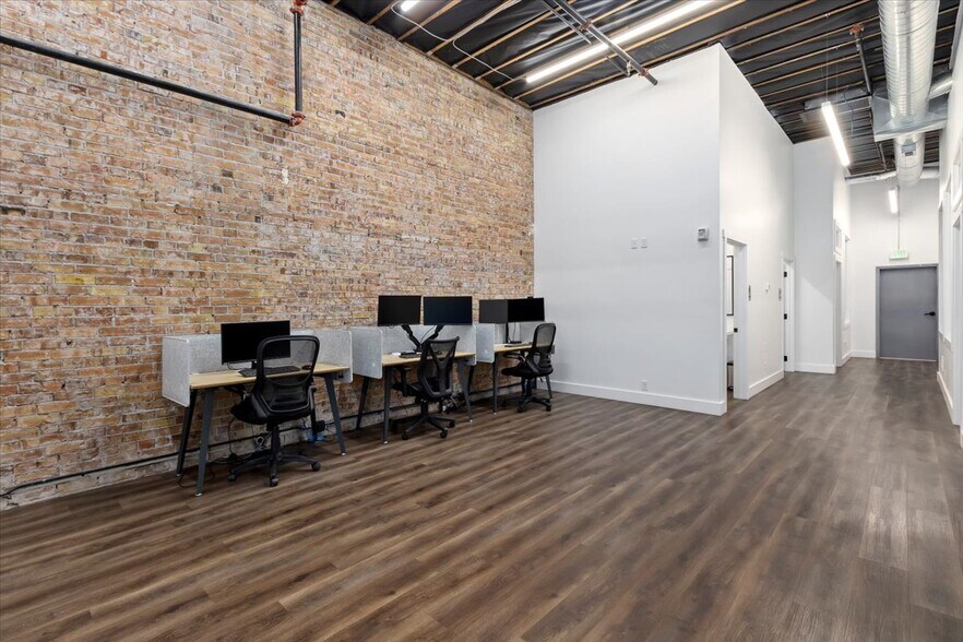 More Photos Of 147 Main Ave E, Twin Falls Office For Lease
