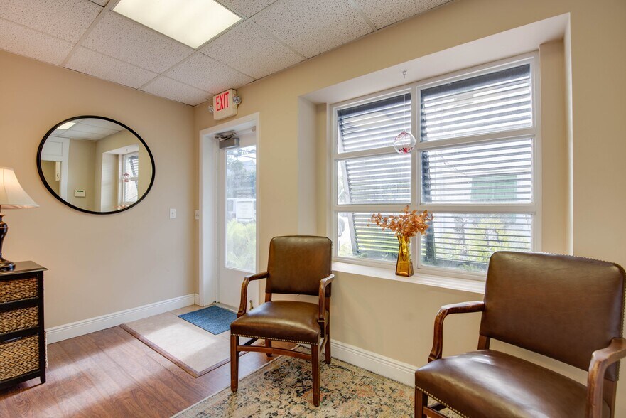 More Photos Of 604 Whitehead St, Key West Medical For Sale