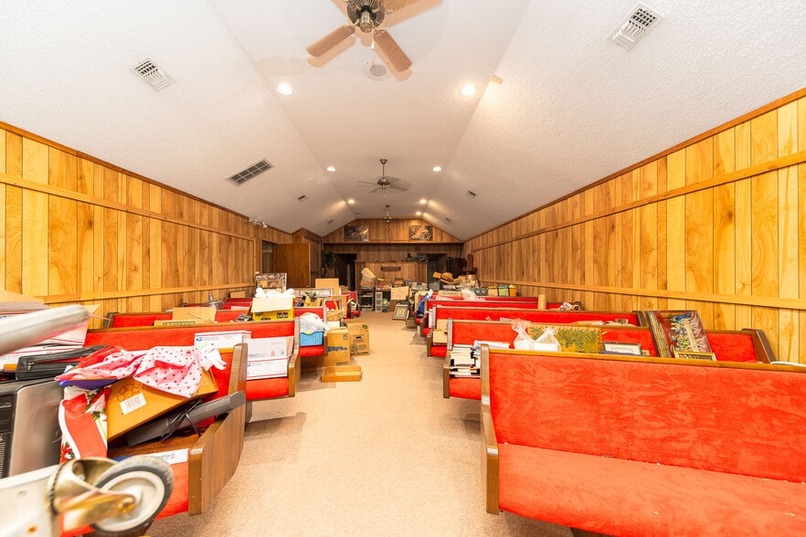 More Photos Of 5802 Sheppard Rd, Baytown Specialty For Sale