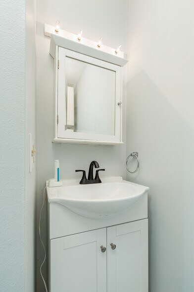 More Photos Of 4146 Pechin St, Philadelphia Apartments For Sale