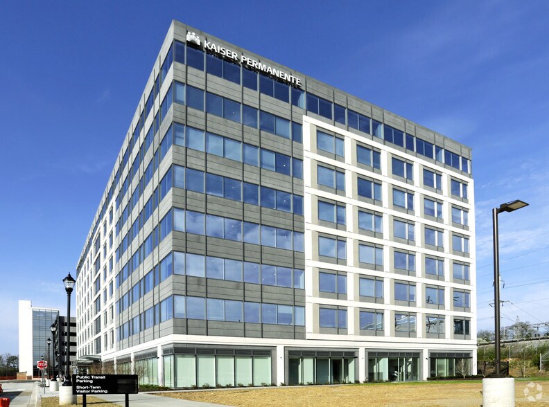 More Photos Of 4000 Garden City Dr, Hyattsville Office For Lease