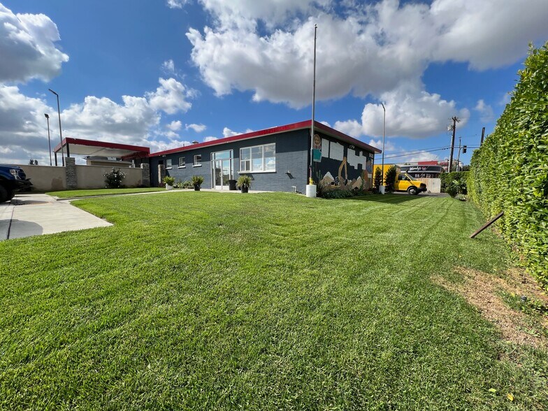 More Photos Of 9920 Arlington Ave, Riverside Warehouse For Sale