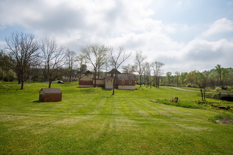 More Photos Of 1207 Flohrs Church Rd, Biglerville Hospitality For Sale