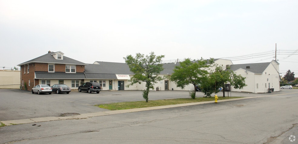 More Photos Of 5225-5235 Main St, Buffalo Freestanding For Sale