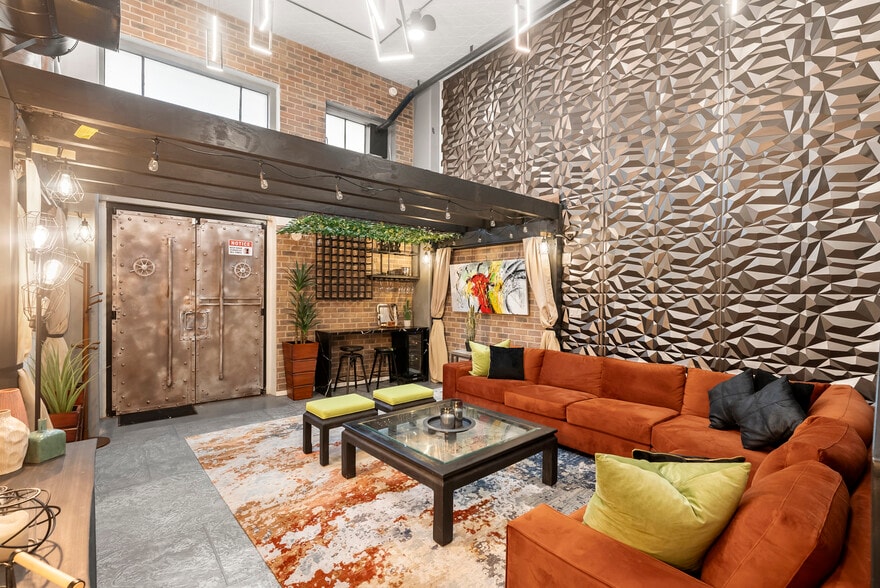 More Photos Of 302-390 11th Ave, San Diego Apartments For Sale