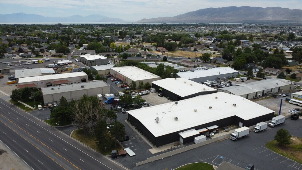 More Photos Of 1657 N State St, Lehi Manufacturing For Sale