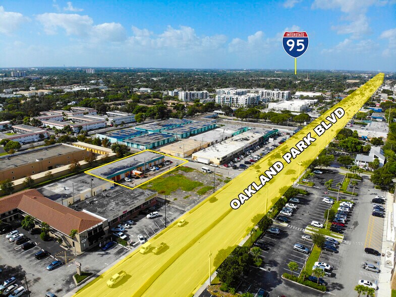 More Photos Of 901-915 NE 30th Ct, Oakland Park Warehouse For Lease