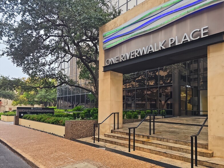 More Photos Of 700 N Saint Marys St, San Antonio Coworking Space