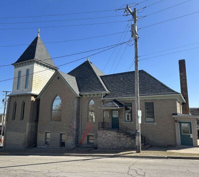 More Photos Of 155 State St, Ripon Specialty For Sale