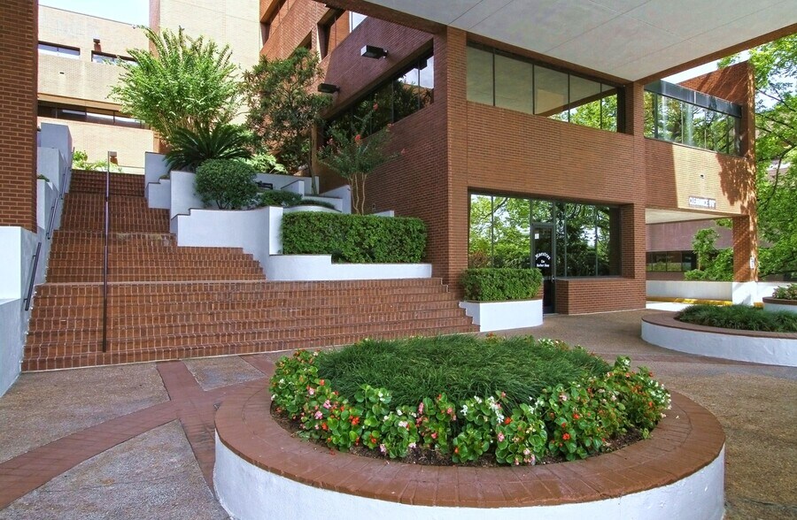 More Photos Of 3100 Weslayan St, Houston Medical For Lease