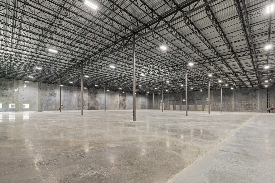 More Photos Of 2574 Discovery Hills Pky, Brookshire Distribution For Sale