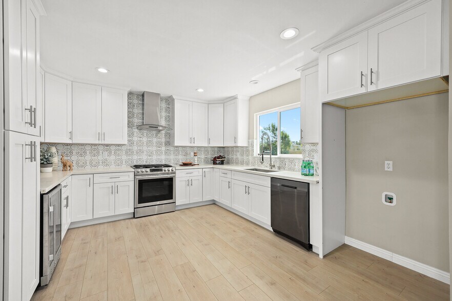 More Photos Of 1227 E Grovecenter St, West Covina Specialty For Sale